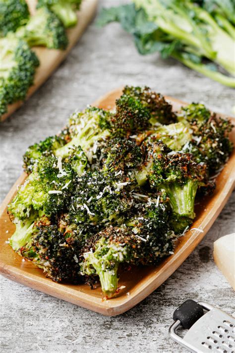 🥦🧀 Easy Air Fryer Broccoli Parmesan Recipe Video