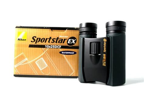Nikon Sportstar EX DCF 10X25 binoculars — Raig
