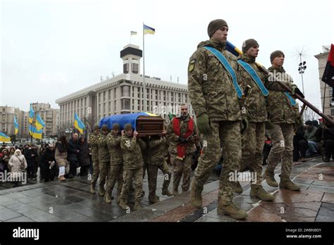 Non Exclusive Kiev Ukraine Janvier Les Militaires