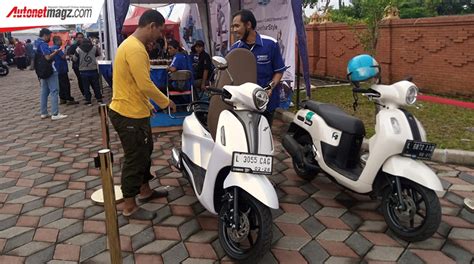 Yamaha Classy Show Autonetmagz Review Mobil Dan Motor Baru Indonesia