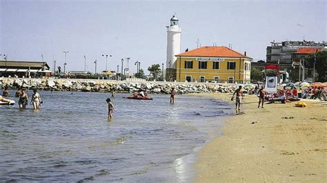 Cesenatico Divieto Di Balneazione A Ponente