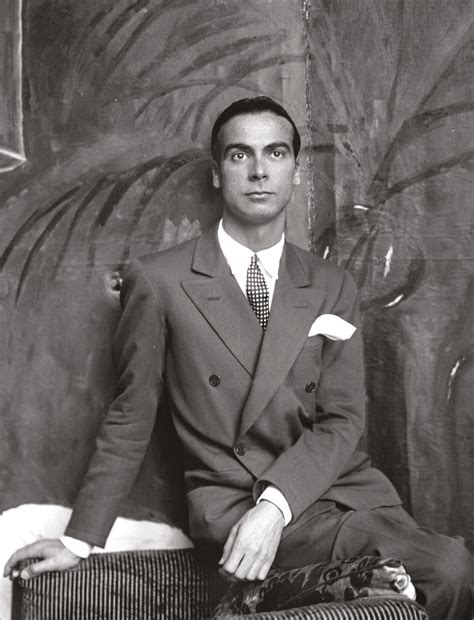 This cast of death at a funeral movie star is a secret genius 25