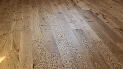 Engineered Oak X X Mm Brushed Oiled Ab Grade Click