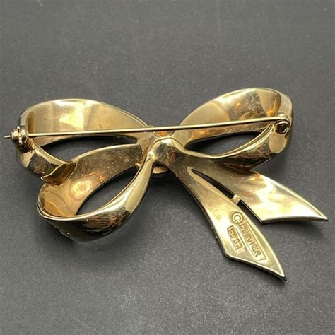 Vintage 1950s BOUCHER Ribbon Bow Rhinestone Large Gol Gem