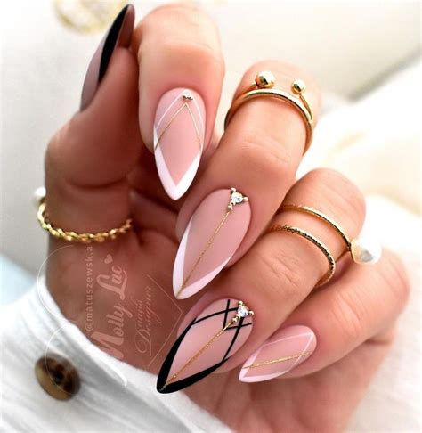 Pin By Madi Quirós On Nail Designs💅 Stylish Nails Gel Nails Trendy