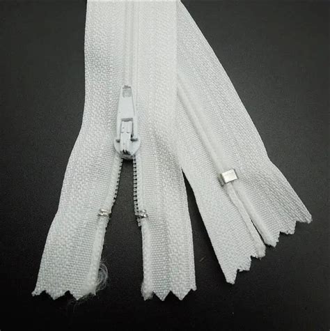 45 55CM Zippers White Color Wholesale 5 Pieces Lot 3 DIY Nylon Coil