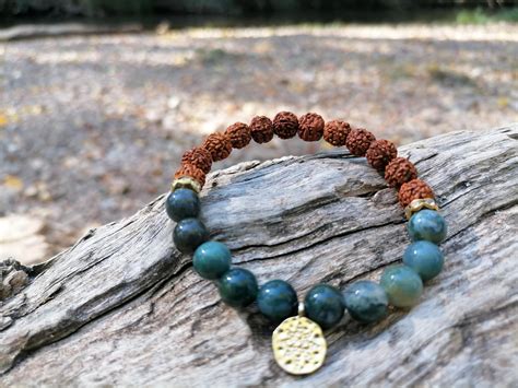 Pulsera Mixta Ágata Musgosa y Rudraksha La Luna de Buda