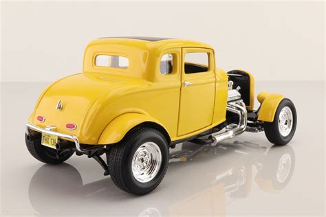 Ertl Ford Deuce Coupe American Graffiti