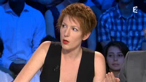 Natacha Polony D Collet Plongeant Et Style Boyish Elle Affiche Sa