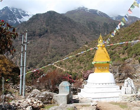 Old Typical Golden Buddhist Stupa Chorten Near Thamu Village In