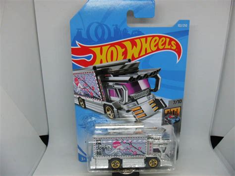 【未使用に近い】【国内流通版】hotwheels ホットウィール Raijin Express ライジン エクスプレス の落札情報詳細 ヤフオク落札価格検索 オークフリー