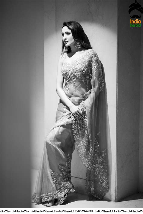 Latest Hot Photos Of Pragya Jaiswal In Transparent Saree Se