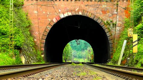 Foto Raf Iz Demiryolu K Pr Tren T Nel Nakliye Kemer Toplu