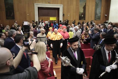 Josep Borrell Recibe El Doctorado Honoris Causa Por La Universidad De