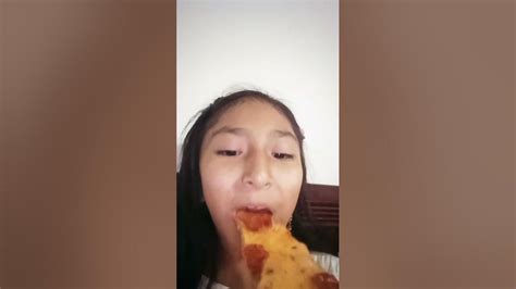 Yo Comiendo Pizza 🍕😋😋😋🍕🍕 Youtube