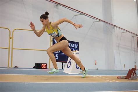 Atletismo El Ca Safor Teika Tendr A Dos Atletas En El Campeonato De