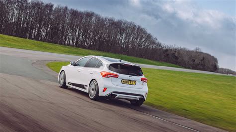 Ecoboost Engined Ford Focus St Now Available With Mountune M330 Power