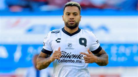 Julián Velázquez Querétaro Tiene Material Para Complicar A Cruz Azul