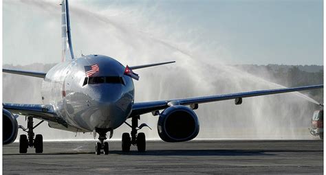 Cuba El Primer Vuelo De Ee Uu A La Habana Llega Para Los Funerales De