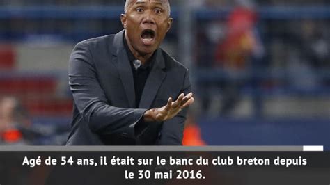 Guingamp Kombouaré n est plus l entraîneur