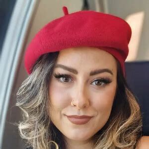 Işıl Işık (YouTube Star) - Age, Birthday, Bio, Facts, Family, Net Worth ...