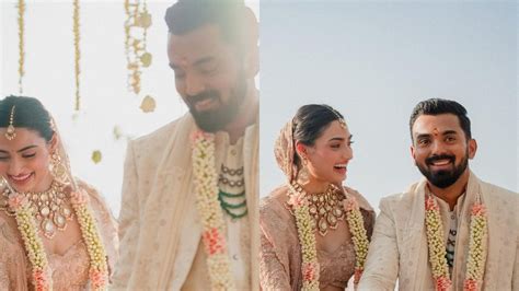 Kl Rahul Athiya Shetty Wedding Live Updates Groom Kisses Bride S Hand