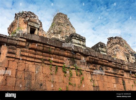 El Templo Pre Rup Ruinas Y Wall En El Complejo De Angkor Wat Fotograf A