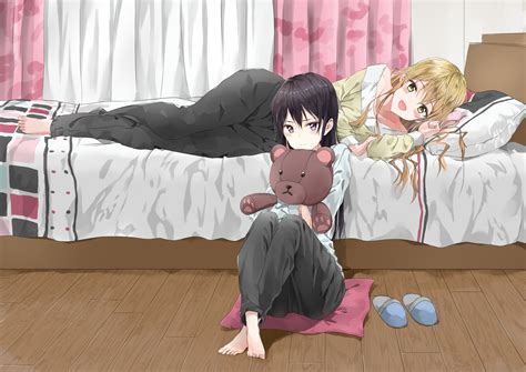 2girls Aihara Mei Aihara Yuzu Citrus Barefoot Bed Black Hair Blonde Hair Citrus Saburouta