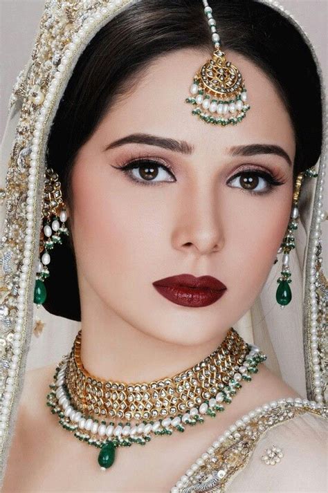 Indian Bridal Look Inspiration Absolutely Love This Neutral Makeup