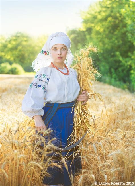 Анна Сенік (Ladna Kobieta). 'Жнива'