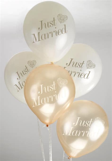 Inhalt Luftballons Farben Creme Gold Aufschrift Auf Den Ballons