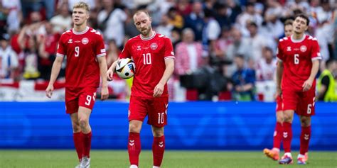 Stærk start for Danmark ender med skuffende 1 1 deler mod Slovenien