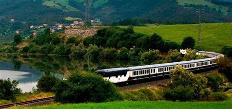 Renfe vuelve a poner en marcha sus trenes turísticos de lujo