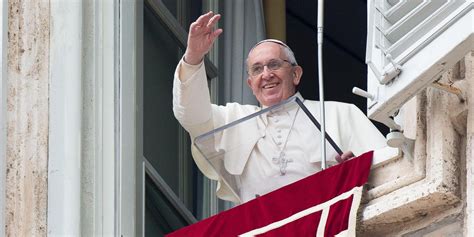 Papa Francesco Angelus 1 Gennaio 2019 Politica Al Servizio Della Pace