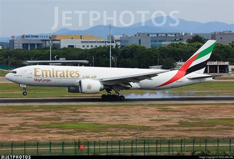 A Efh Boeing F H Emirates Skycargo Tang Min Xin Jetphotos