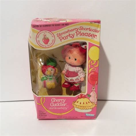 Vintage Nib Strawberry Shortcake Cherry Cuddler And Gooseberry Party