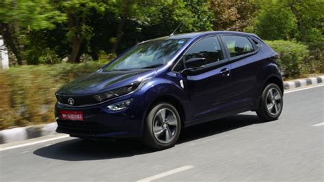 Tata Altroz Petrol Dca Dct Road Test Review A Leap Ahead But A Few