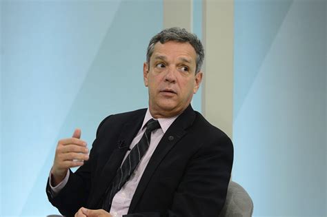 Caio Paes renuncia na Petrobras senador assumirá estatal de petróleo