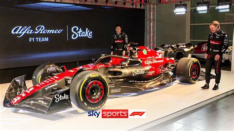 Bottas And Zhou Unveil Alfa Romeo S C Youtube