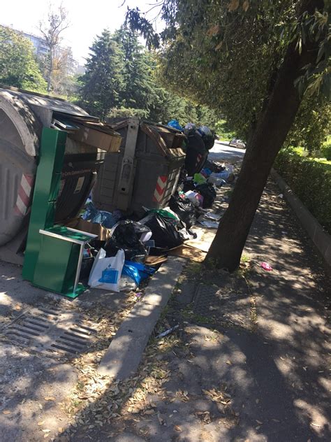 Spinaceto Maggio I Ritardi Nella Raccolta Dei Rifiuti Spianano