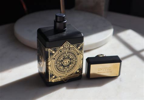 initio parfums oud  greatness perfume review  velvet life