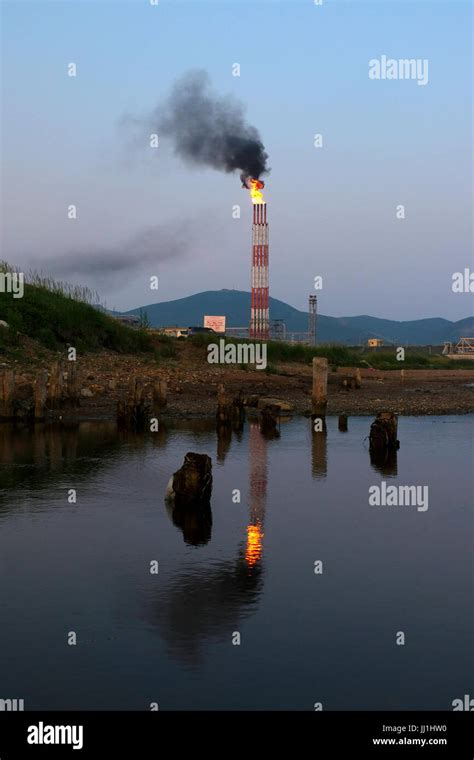 View Of The Liquefied Natural Gas Lng Liquefaction Plant Constructed By Shell Located In