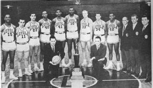 1962 63 Loyola University Chicago Men S Team Basketball Museum Of