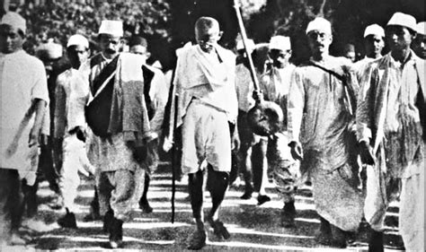 Mohandas Gandhi And The First Satyagraha Campaign