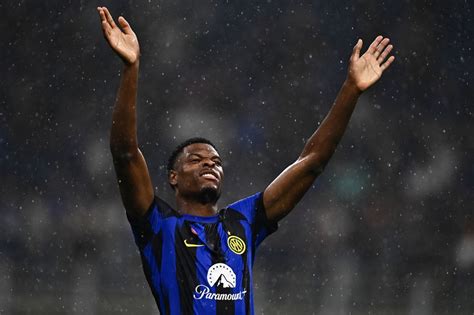 Denzel Dumfries I Want To Sign Inter Milan Extension ASAP