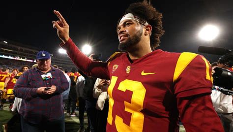 Usc Qb Caleb Williams Wins 2022 Heisman Trophy Fox 11 Los Angeles