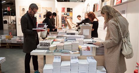 Salon Du Livre De Montr Al Essentiels Pour Les Amoureux De La