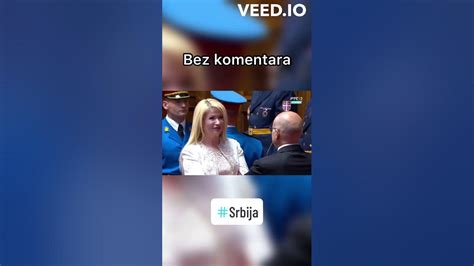 Sandra Dvocevka primila priznanje za najviše pocuclanih kita u jednom ...
