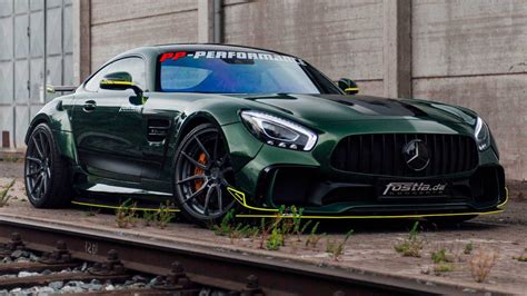 Bol Modifiyeli Bu Koyu Ye Il Mercedes Amg Gt R A Bir G Z At N