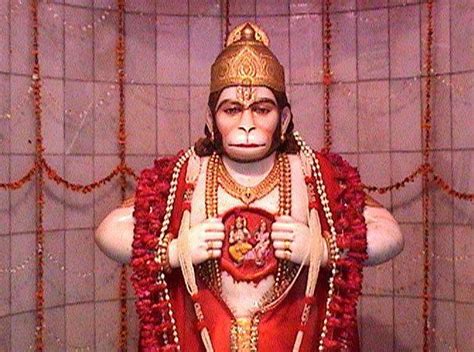 Hanuman setu mandir - Lucknow